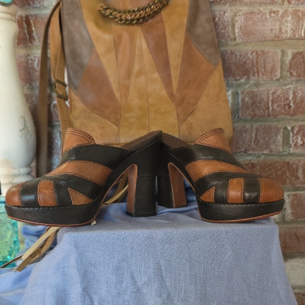Frye Brown and Black Leather Mules - Picture 7 of 17